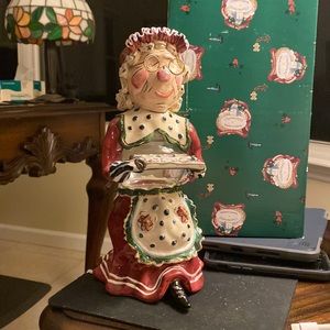 Vintage Blue Sky Fresh from the Oven holiday decor. With original box